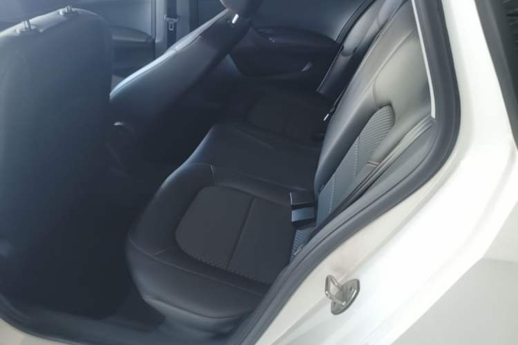 Used Volkswagen Santana 2018 Haval H9 1.5L Automatic Comfort Edition Left Rear Seat