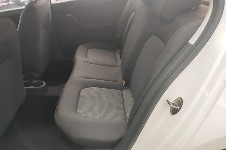 Used Volkswagen Santana 2018 1.5L Automatic Fashion Edition Left Rear Seat