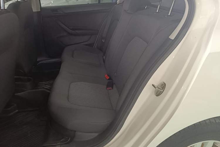 Used Volkswagen Santana 2018 1.5L Manual Fashion Edition Left Rear Seat