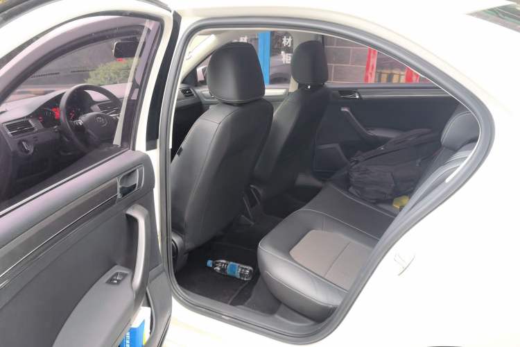 Used Volkswagen Santana 2018 1.5L Automatic Comfort Edition Left Rear Seat