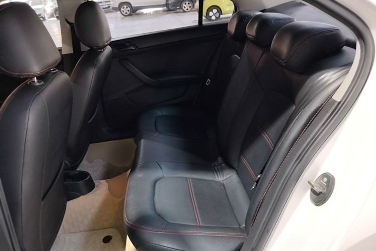 Used Volkswagen Santana 2018 1.5L Automatic Fashion Edition Left Rear Seat