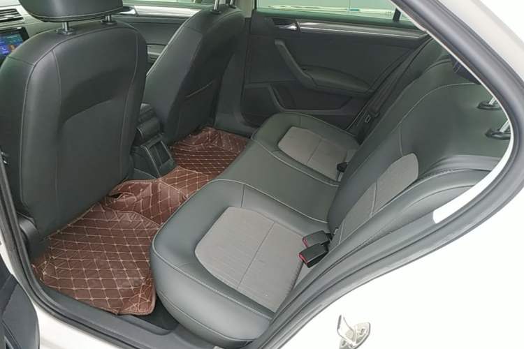 Used Volkswagen Santana 2018 1.5L Automatic Comfort Edition Left Rear Seat