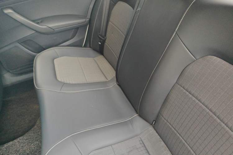 Used Volkswagen Santana 2018 1.5L Automatic Comfort Edition Left Rear Seat
