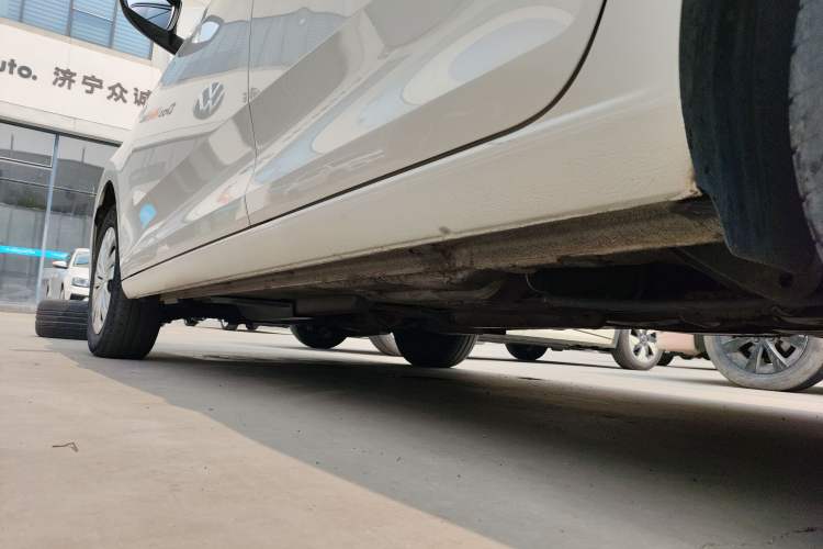 Used Volkswagen Santana 2018 1.5L Manual Fashion Edition Left Side Sill
