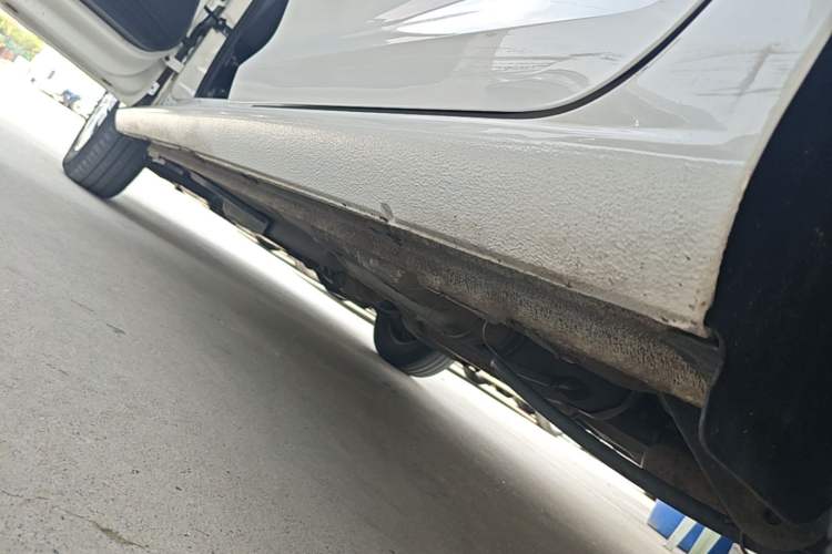 Used Volkswagen Santana 2018 1.5L Manual Fashion Edition Left Side Sill