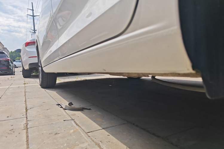 Used Volkswagen Santana 2018 1.5L Manual Fashion Edition Left Side Sill