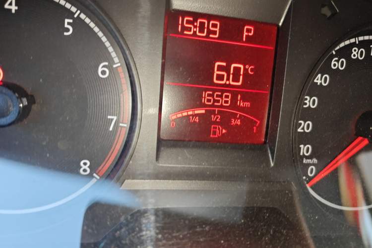 Used Volkswagen Santana 2018 1.5L Automatic Fashion Edition Odometer Close Up