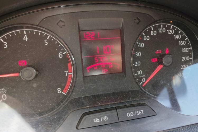 Used Volkswagen Santana 2018 1.5L Manual Fashion Edition Odometer Close Up