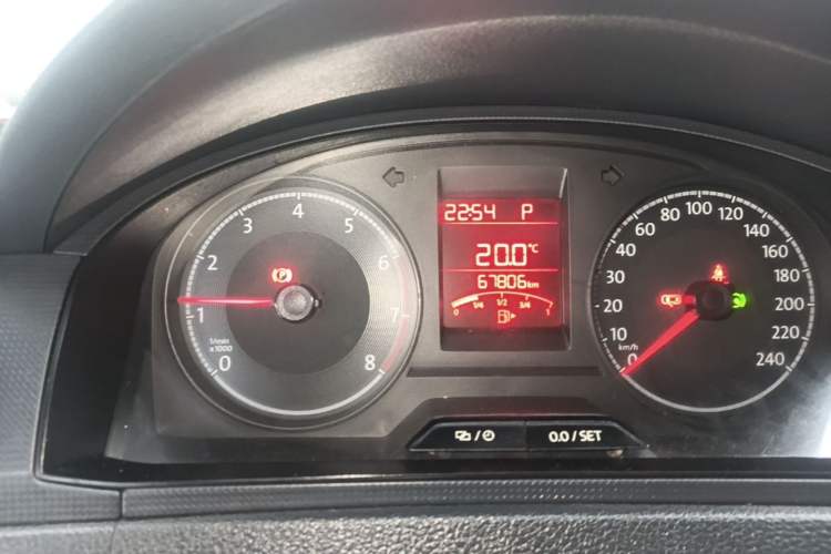 Used Volkswagen Santana 2018 1.5L Automatic Fashion Edition Odometer Close Up