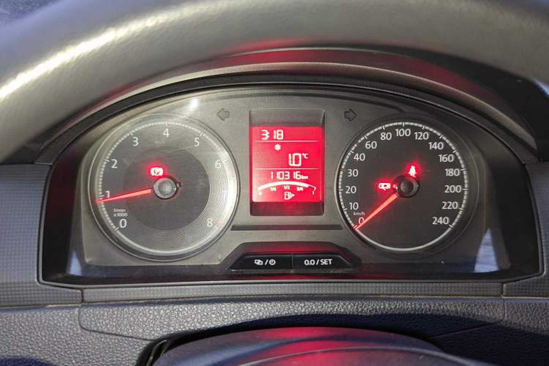 Used Volkswagen Santana 2018 1.5L Manual Fashion Edition Odometer Close Up