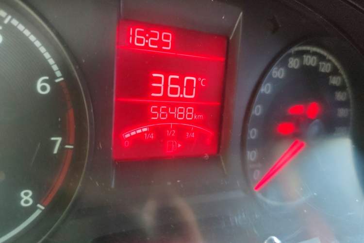Used Volkswagen Santana 2018 1.5L Manual Fashion Edition Odometer Close Up