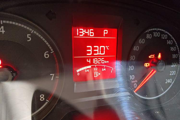 Used Volkswagen Santana 2018 1.5L Automatic Fashion Edition Odometer Close Up
