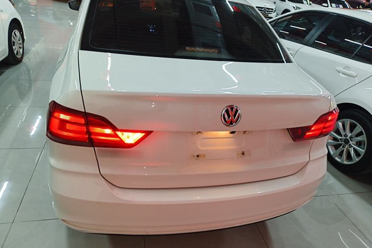 Used Volkswagen Santana 2018 1.5L Automatic Fashion Edition Rear