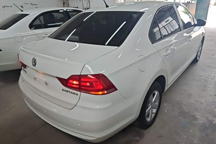 Used Volkswagen Santana 2018 1.5L Manual Fashion Edition Rear Right 45 Deg