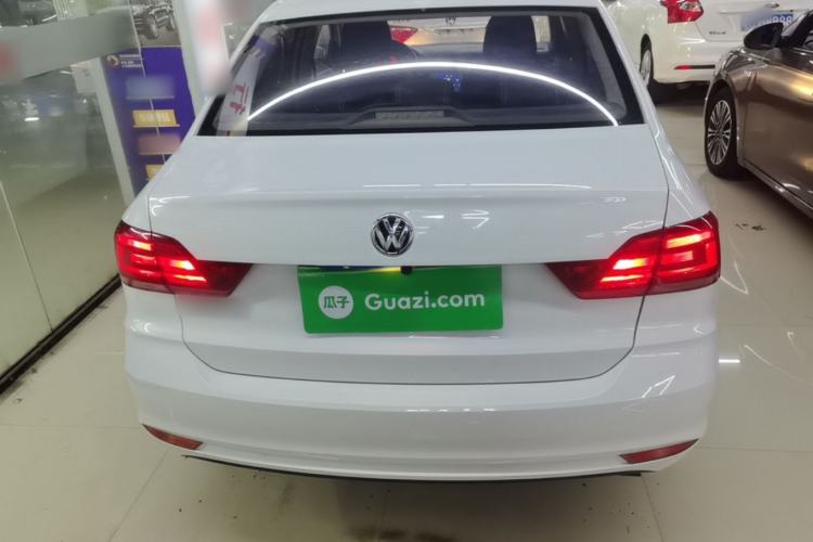Used Volkswagen Santana 2018 1.5L Manual Fashion Edition Rear