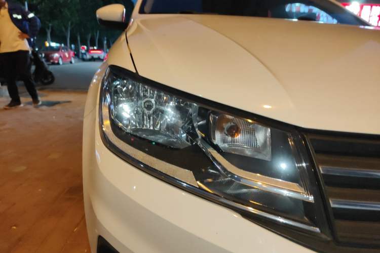 Used Volkswagen Santana 2018 Haval H6 1.5L Automatic Fashion Edition Right Front Headlight