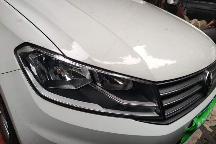 Used Volkswagen Santana 2018 1.5L Manual Comfort Edition Right Front Headlight