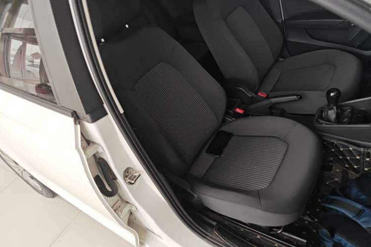 Used Volkswagen Santana 2018 1.5L Manual Fashion Edition Right Front Seat