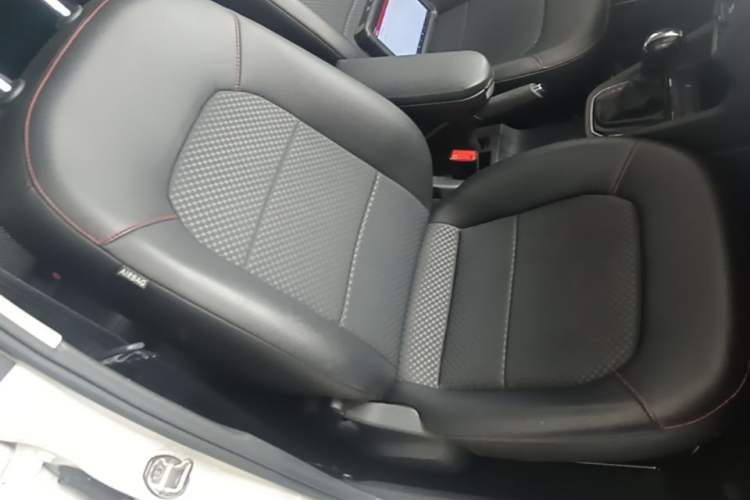 Used Volkswagen Santana 2018 Haval H9 1.5L Automatic Comfort Edition Right Front Seat