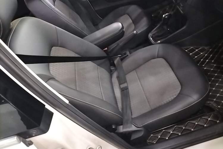 Used Volkswagen Santana 2018 1.5L Automatic Comfort Edition Right Front Seat