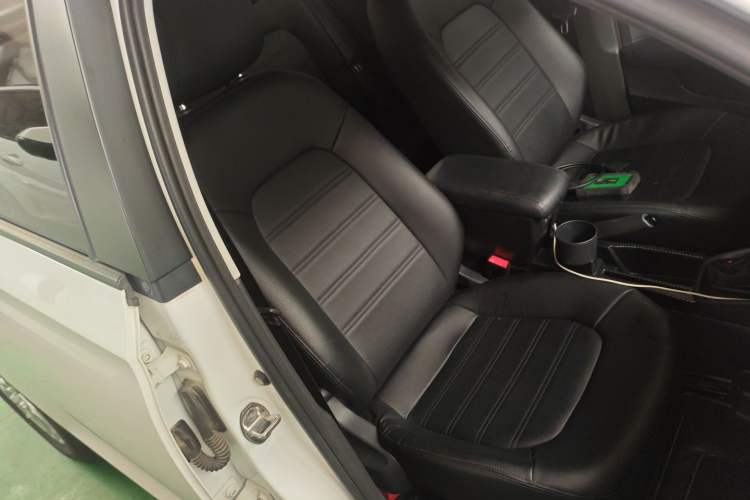 Used Volkswagen Santana 2018 1.5L Automatic Fashion Edition Right Front Seat