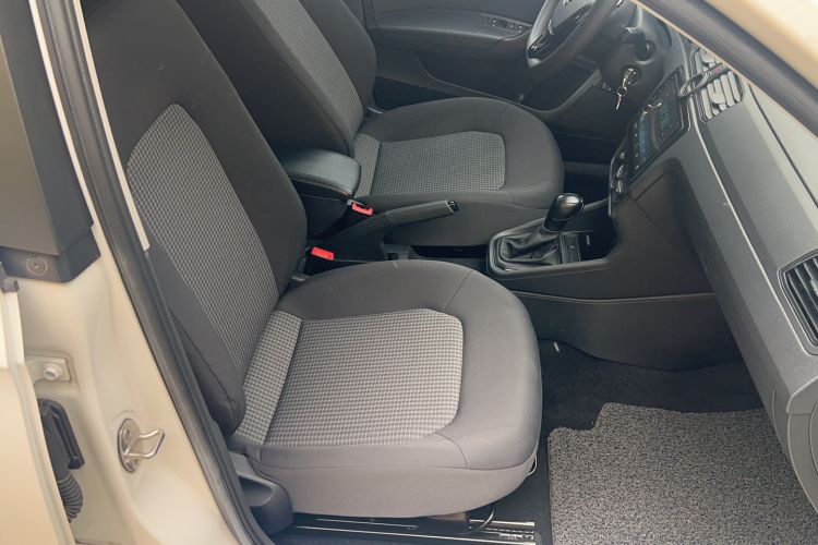 Used Volkswagen Santana 2018 1.5L Automatic Fashion Edition Right Front Seat