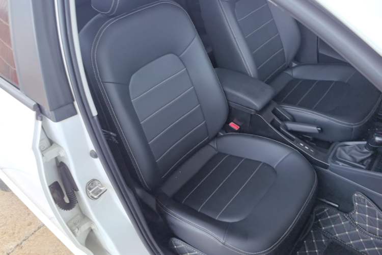 Used Volkswagen Santana 2018 1.5L Automatic Fashion Edition Right Front Seat