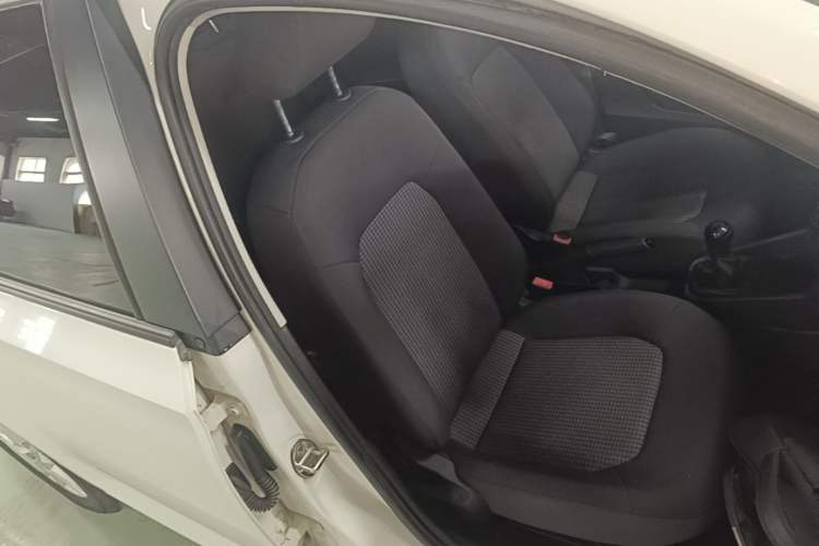 Used Volkswagen Santana 2018 1.5L Manual Fashion Edition Right Front Seat
