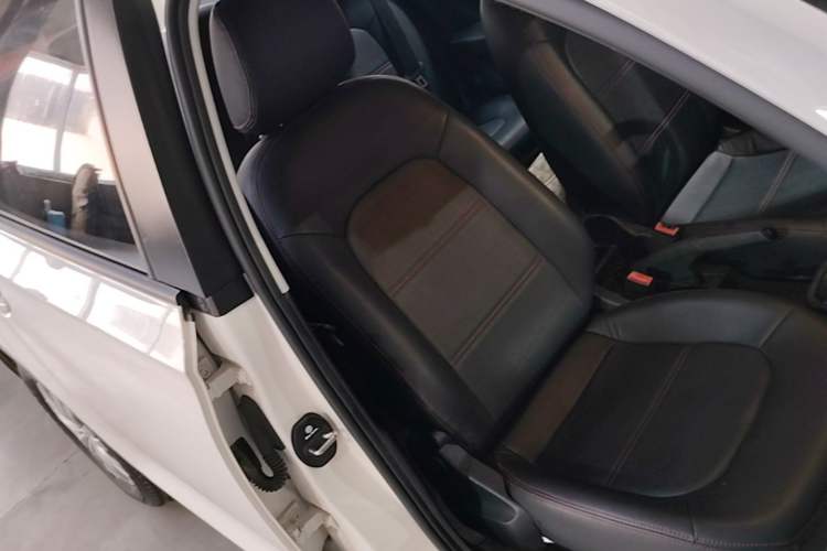 Used Volkswagen Santana 2018 1.5L Automatic Fashion Edition Right Front Seat