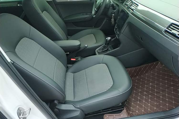 Used Volkswagen Santana 2018 1.5L Automatic Comfort Edition Right Front Seat