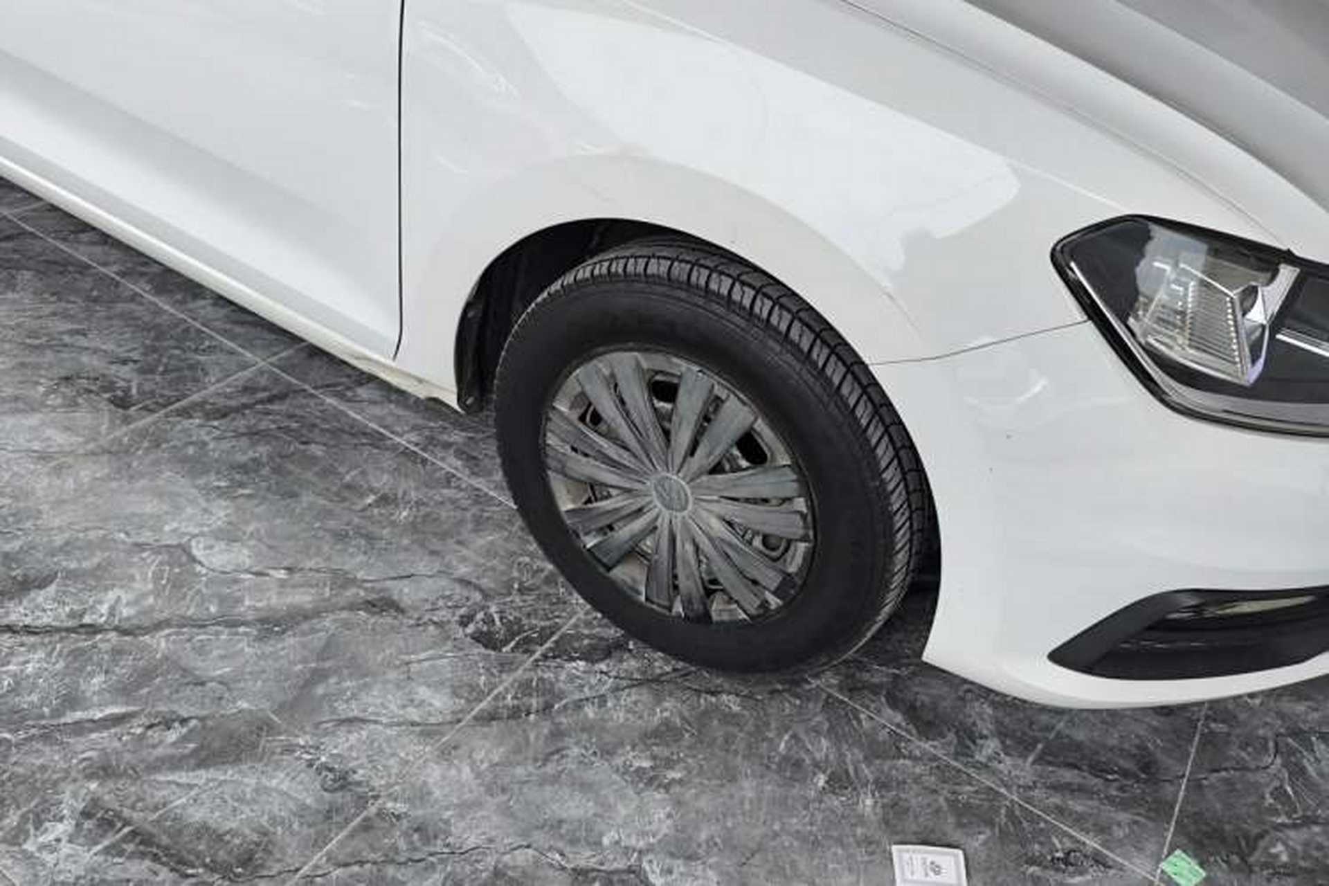 Used Volkswagen Santana 2018 1.5L Manual Fashion Edition Right Front Wheel Hub