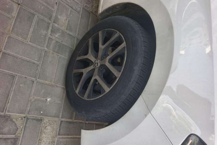 Used Volkswagen Santana 2018 1.5L Automatic Fashion Edition Right Front Wheel Hub