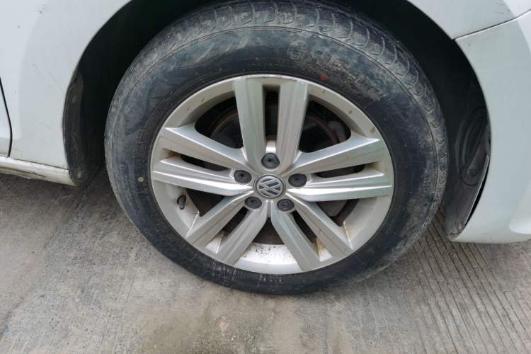Used Volkswagen Santana 2018 Haval H6 1.5L Automatic Fashion Edition Right Front Wheel Hub