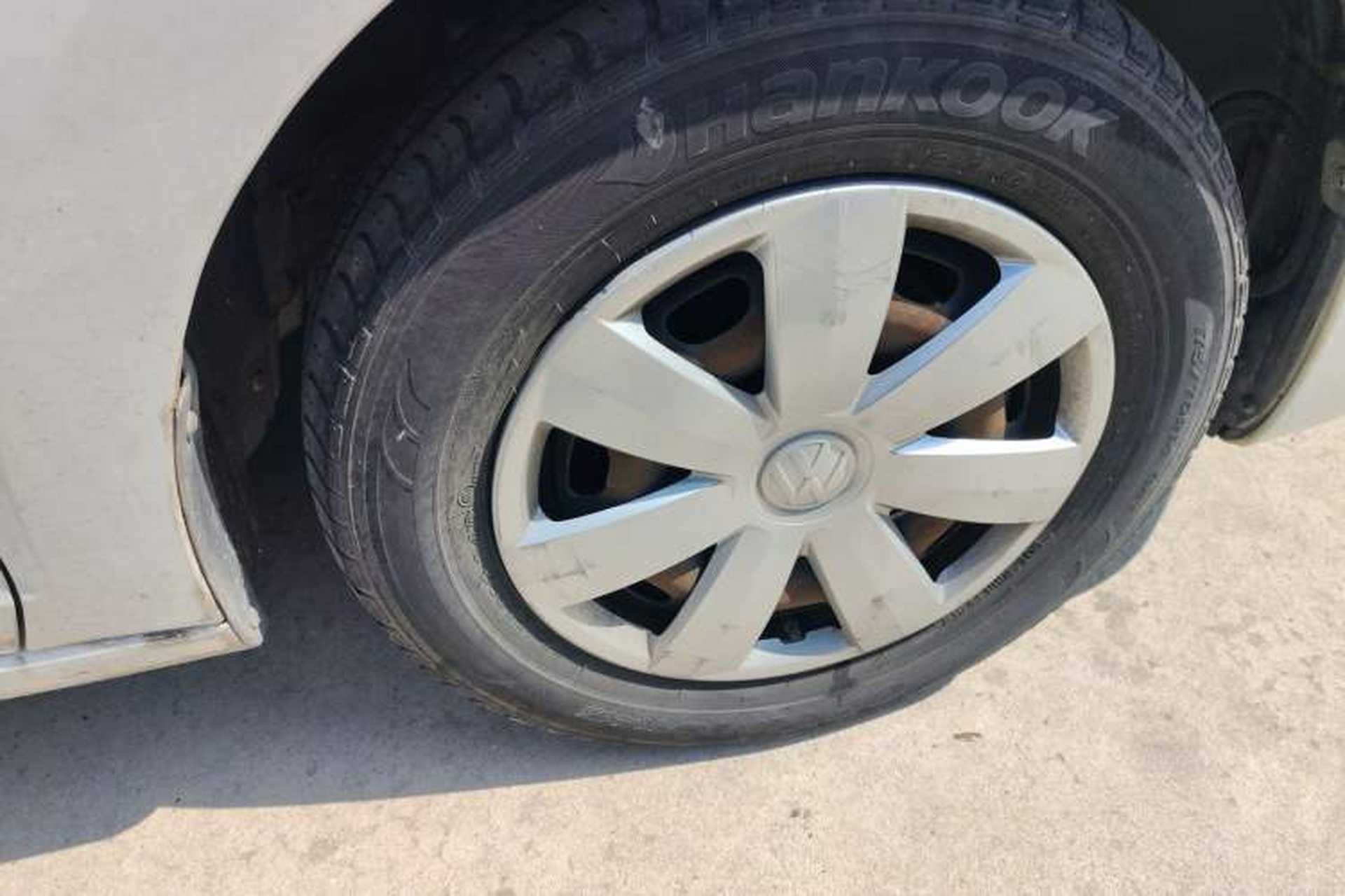 Used Volkswagen Santana 2018 1.5L Manual Fashion Edition Right Front Wheel Hub