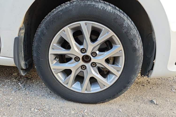 Used Volkswagen Santana 2018 1.5L Automatic Fashion Edition Right Front Wheel Hub