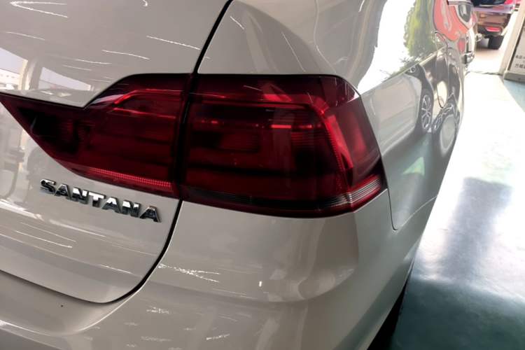 Used Volkswagen Santana 2018 1.5L Manual Fashion Edition Right Rear Taillight