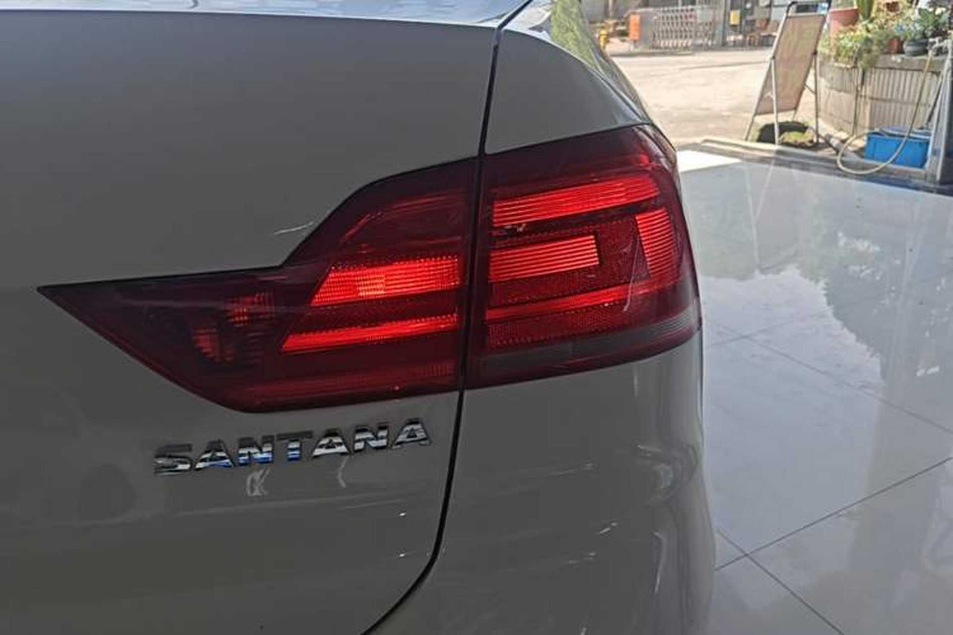 Used Volkswagen Santana 2018 1.5L Automatic Fashion Edition Right Rear Taillight