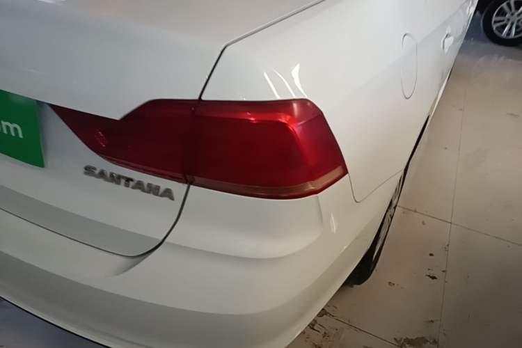 Used Volkswagen Santana 2018 1.5L Automatic Fashion Edition Right Rear Taillight
