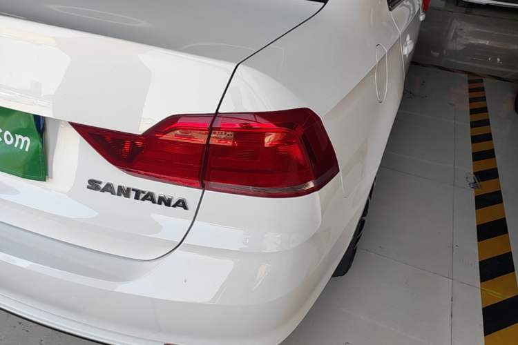 Used Volkswagen Santana 2018 1.5L Manual Fashion Edition Right Rear Taillight