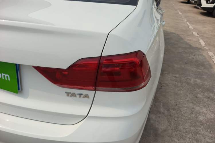 Used Volkswagen Santana 2018 1.5L Automatic Comfort Edition Right Rear Taillight