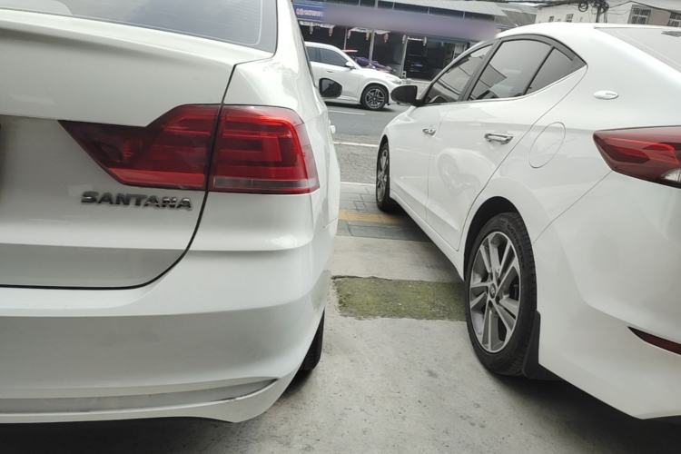 Used Volkswagen Santana 2018 1.5L Manual Fashion Edition Right Rear Taillight