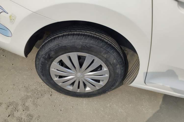 Used Volkswagen Santana 2018 1.5L Automatic Fashion Edition Right Rear Wheel Hub
