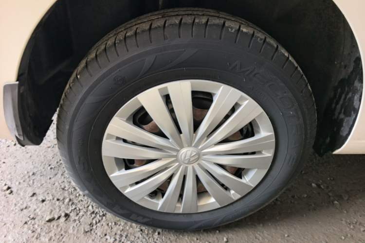 Used Volkswagen Santana 2018 1.5L Automatic Fashion Edition Right Rear Wheel Hub
