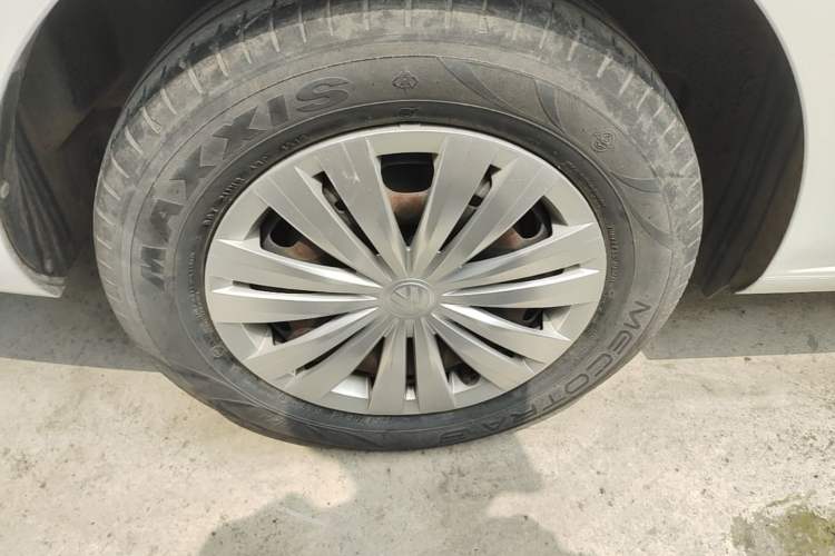 Used Volkswagen Santana 2018 1.5L Manual Fashion Edition Right Rear Wheel Hub