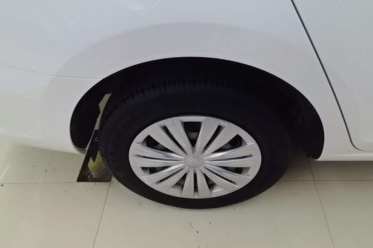 Used Volkswagen Santana 2018 1.5L Manual Fashion Edition Right Rear Wheel Hub