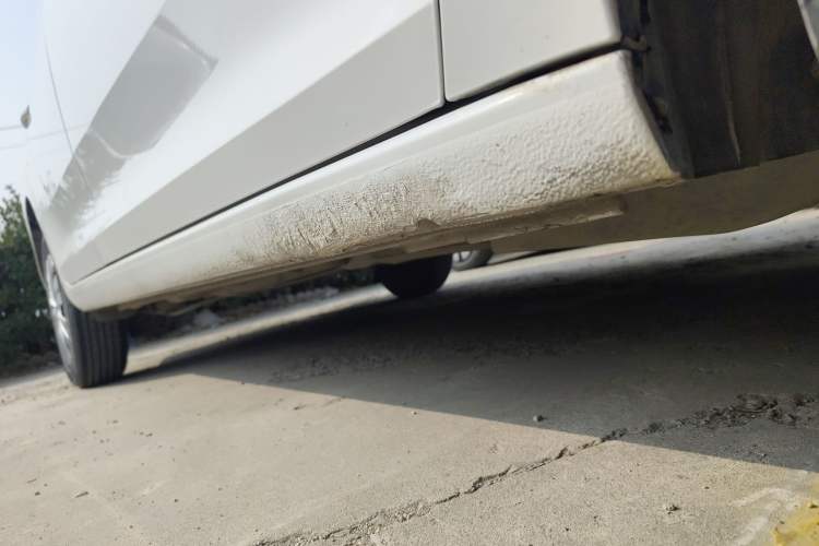 Used Volkswagen Santana 2018 1.5L Automatic Fashion Edition Right Side Sill