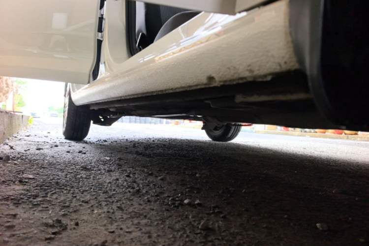 Used Volkswagen Santana 2018 1.5L Automatic Fashion Edition Right Side Sill