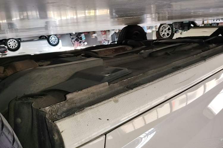 Used Volkswagen Santana 2018 1.5L Automatic Fashion Edition Right Side Sill