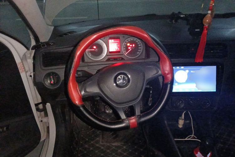 Used Volkswagen Santana 2018 1.5L Manual Fashion Edition Steering Wheel