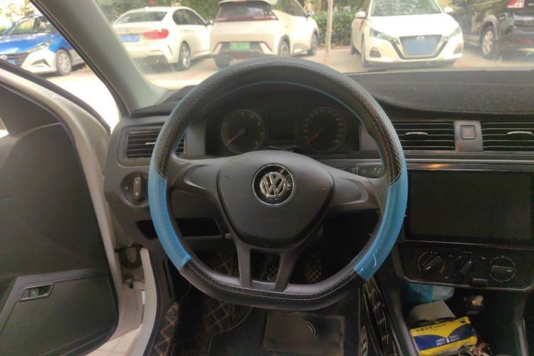 Used Volkswagen Santana 2018 1.5L Manual Fashion Edition Steering Wheel